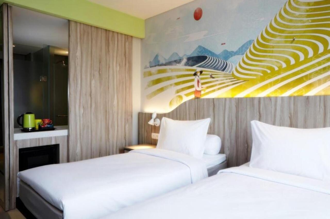 Ibis Styles Bandung Grand Central Esterno foto