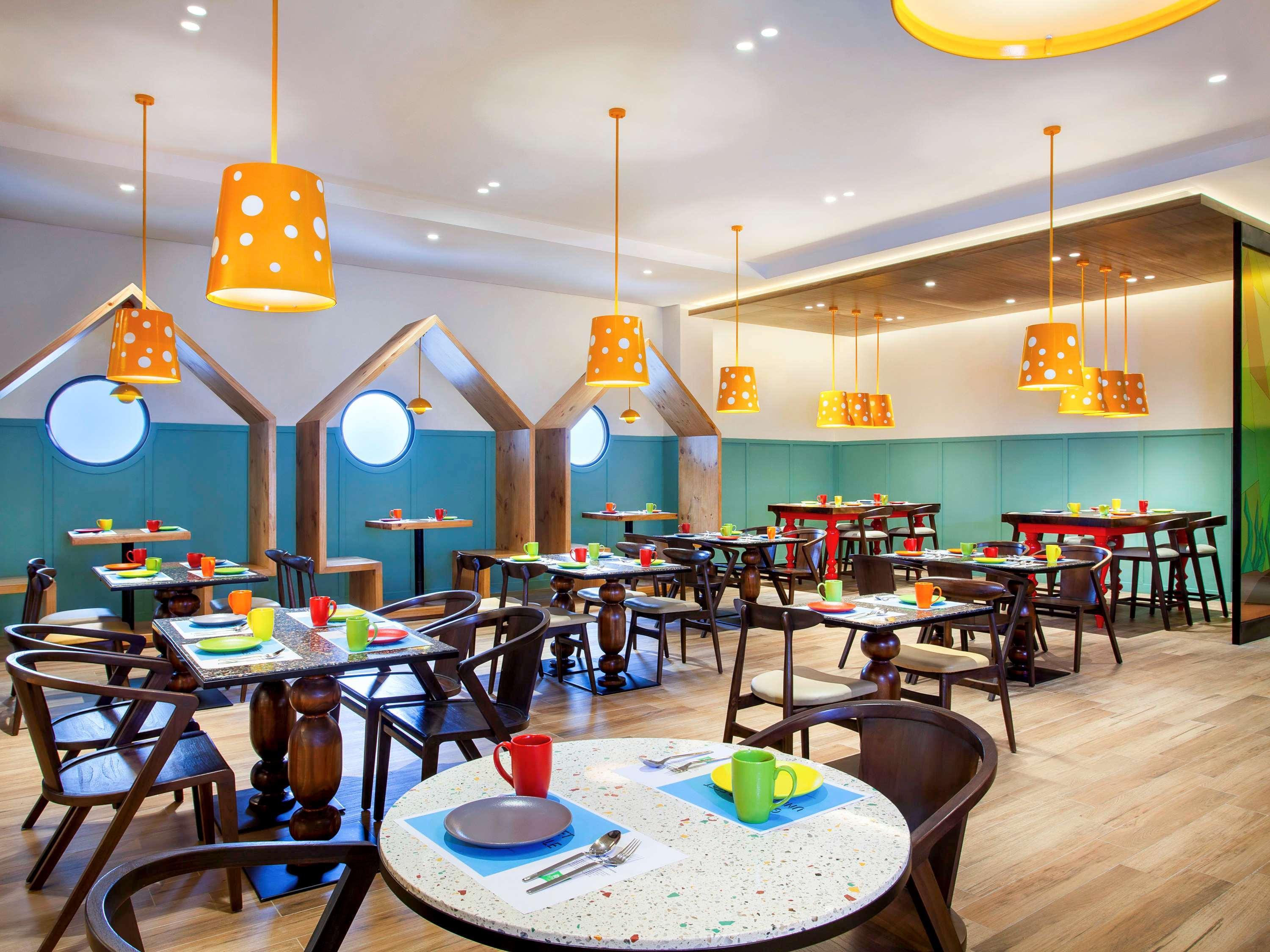 Ibis Styles Bandung Grand Central Esterno foto